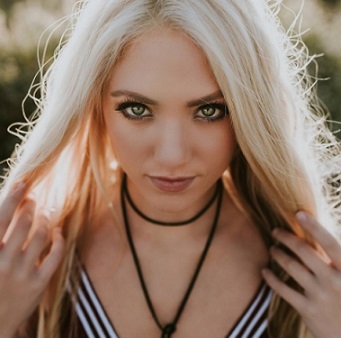 Savannah Soutas Age, Married, Husband, Daughter, Family