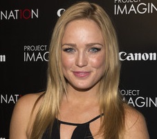 Is Caity Lotz Lesbian? Facts to Know About Her Possible Dating Affair