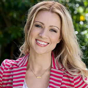 Casey Noble Wiki, Age, Wedding, Husband, Baby, Net Worth, HGTV