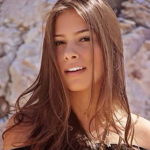 Gabriella Lenzi Wiki: Married, Boyfriend, Dating, Neymar, Net Worth