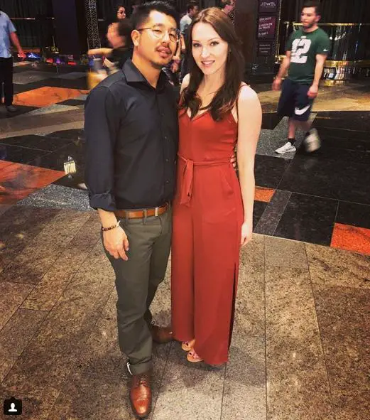    Joe Jitsukawa con rilassato, Ragazza Jessica Michelle Caldwell 