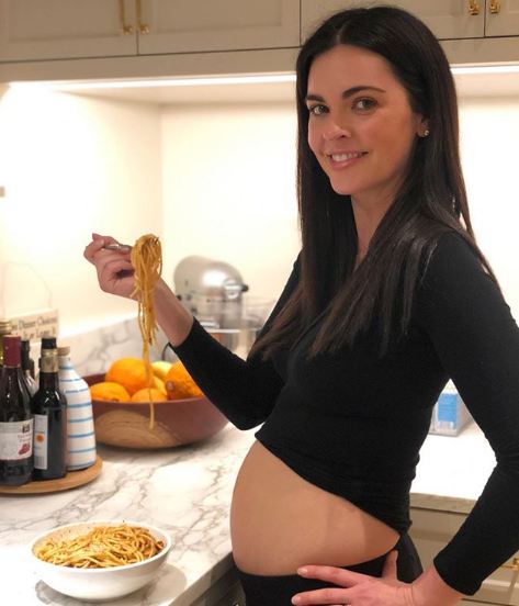 Katie-Lee-Married-Ryan-Biegel-Chef-Actress-Prodcer-Pregnent-Baby
