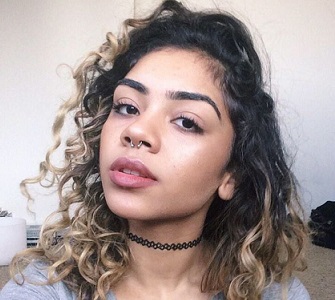 Taylor Giavasis Wiki, Age, Married, Engaged, Boyfriend, Baby, 2017