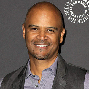 Dondre Whitfield Wiki, Wife, Parents, Ethnicity, Net Worth