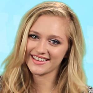 Maggie Sajak Bio: From Age, Parents, Family, Net Worth To Songs