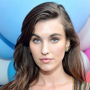 Rainey Qualley Wiki, Parents,Siblings, Dating