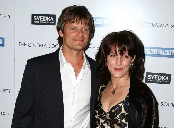 Steve and his wife Robyn Peterman posing together