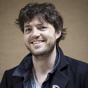 Tom Burke Wiki, Married, Girlfriend, Net Worth