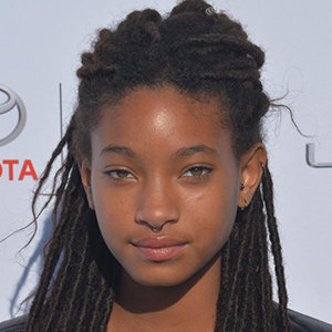 Who is Willow Smith? Is She Gay or Lesbian? What is Her Net Worth?