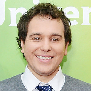 Jon Lovett Wiki: Gay, Dating, Net Worth