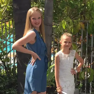 Giselle Eisenberg Wiki Age Dad Mom Height Sister Tv Shows 2018