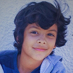 Xolo Maridueña Wiki: Parents, Siblings, Height, Net Worth, Girlfriend, Dating